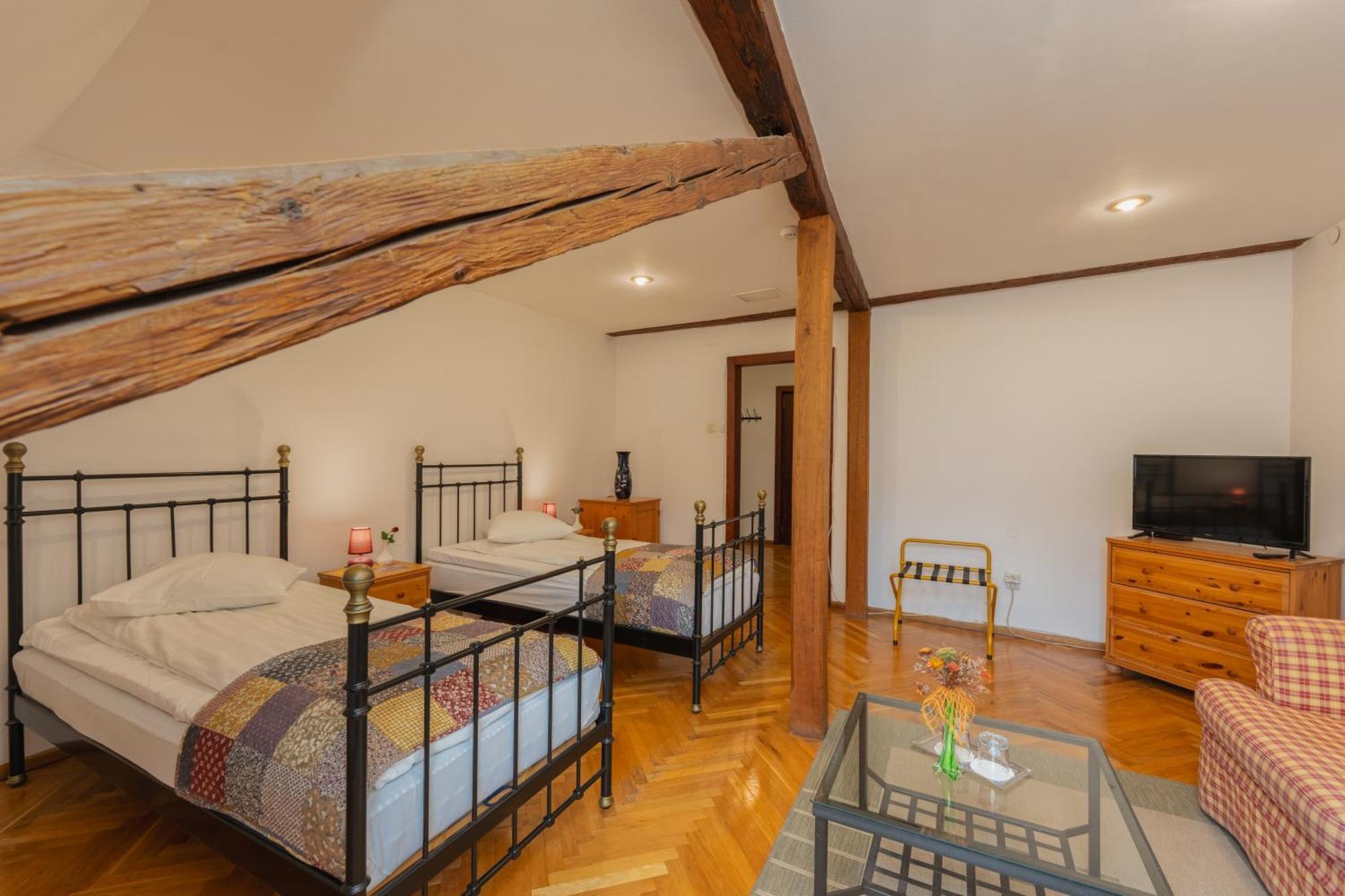 Hotel Casa Cu Cerb Sighişoara Esterno foto
