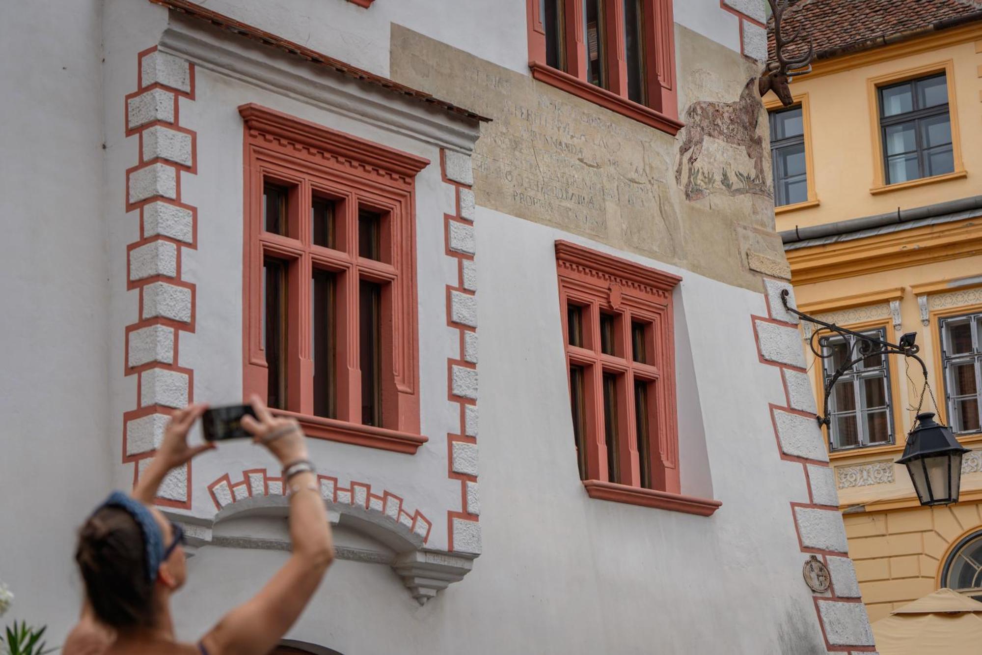 Hotel Casa Cu Cerb Sighişoara Esterno foto