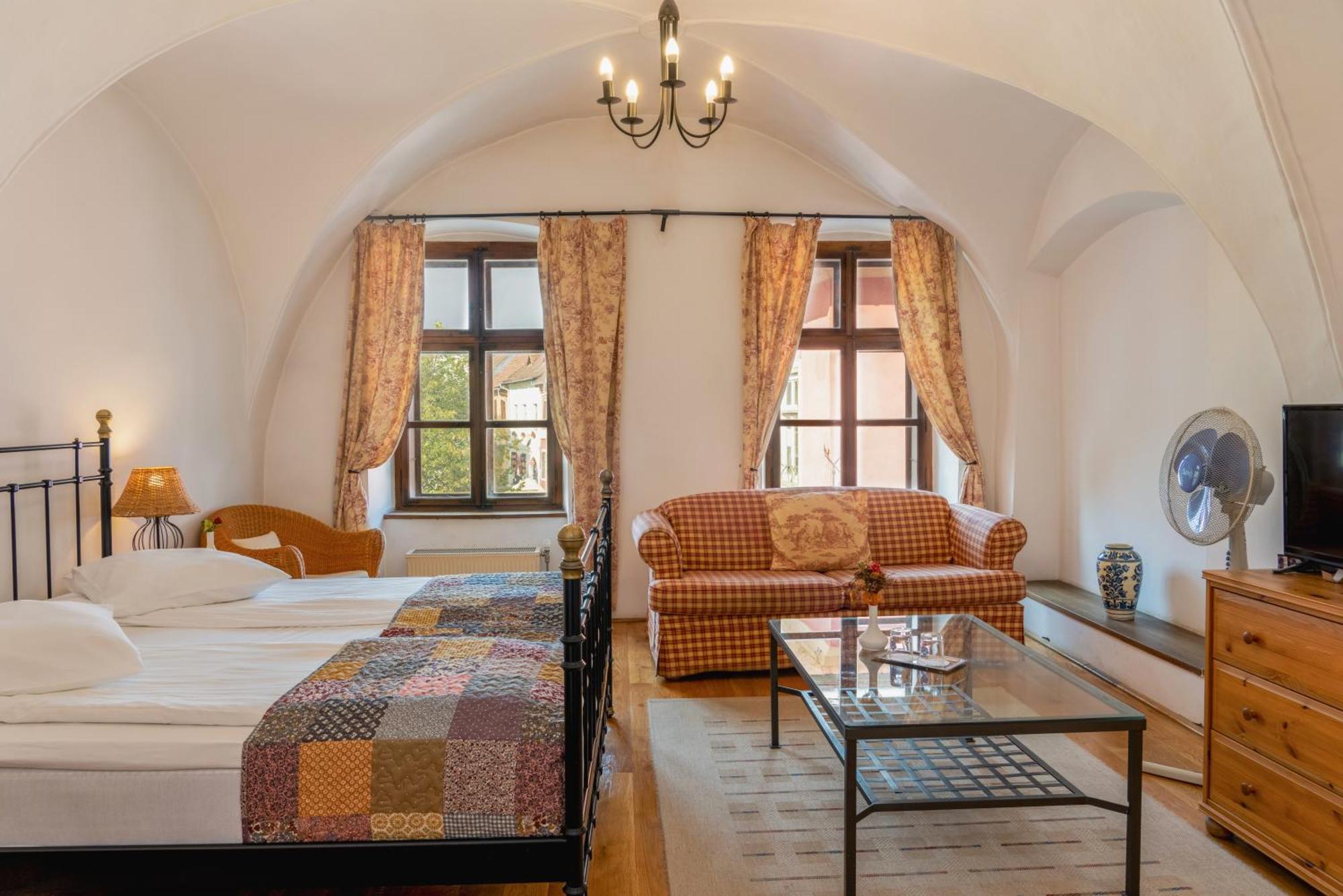 Hotel Casa Cu Cerb Sighişoara Esterno foto
