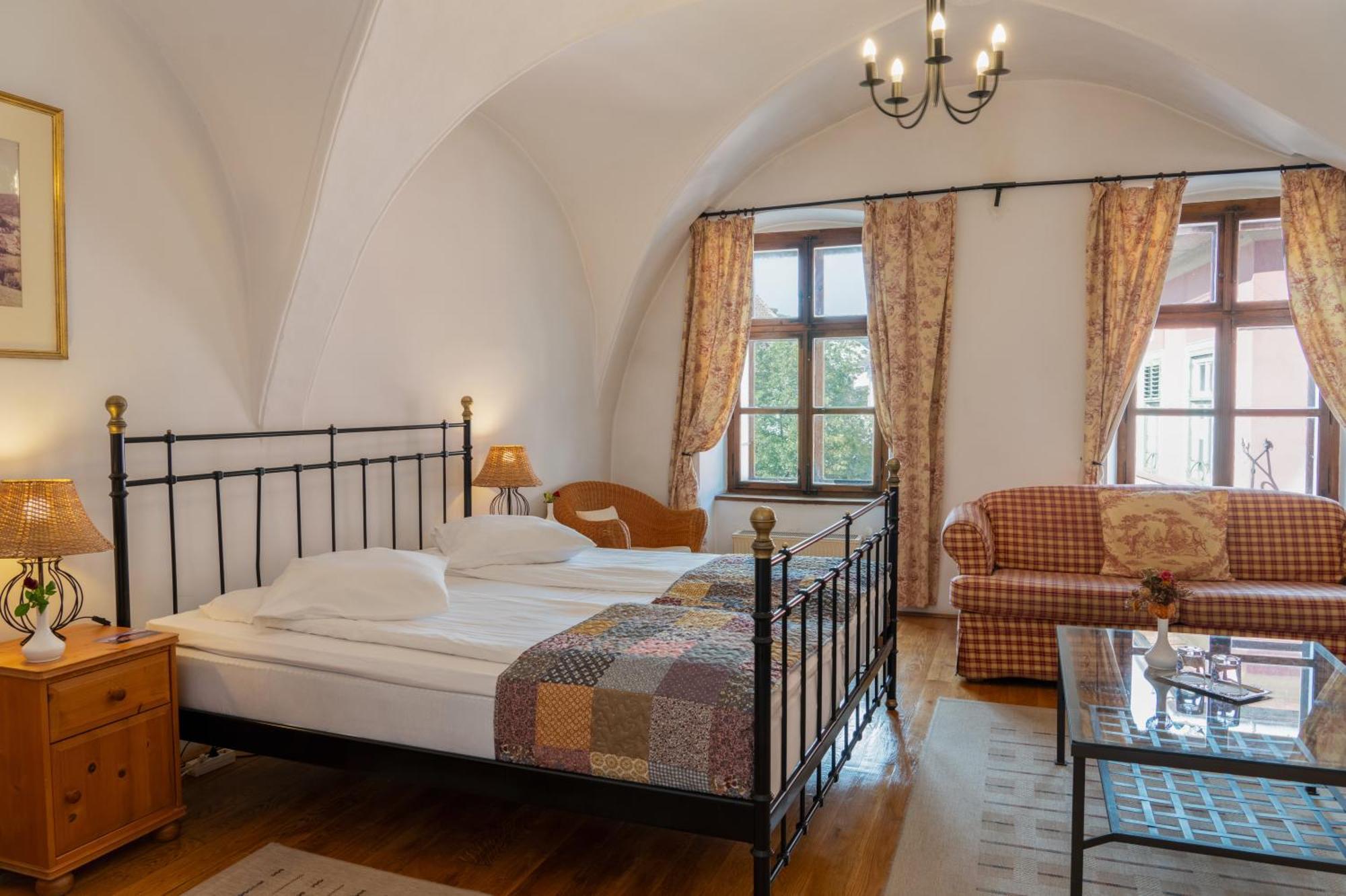 Hotel Casa Cu Cerb Sighişoara Esterno foto