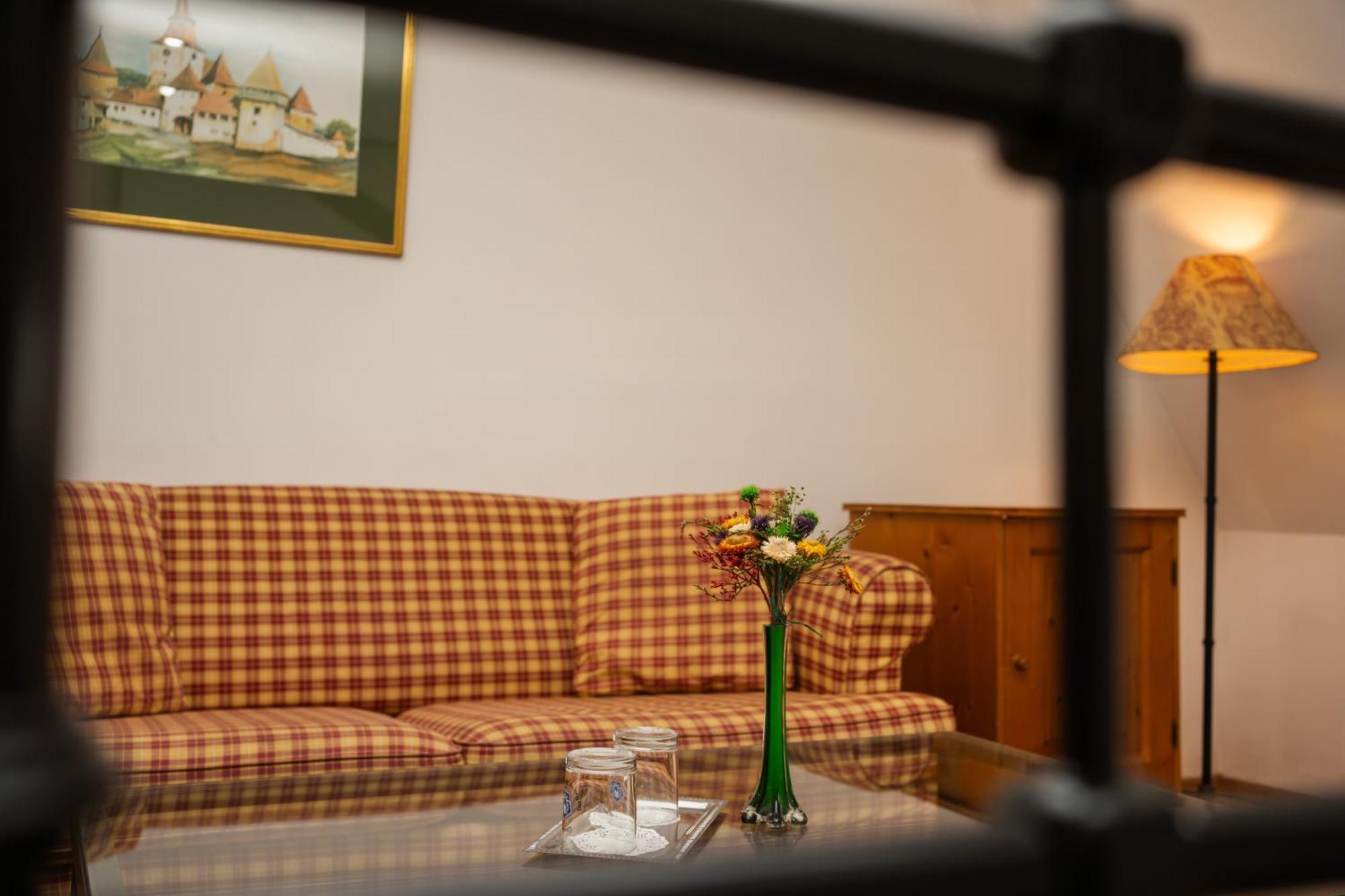 Hotel Casa Cu Cerb Sighişoara Esterno foto